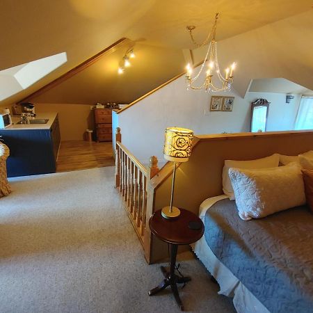 Stonewater Manor B&B Gananoque Εξωτερικό φωτογραφία
