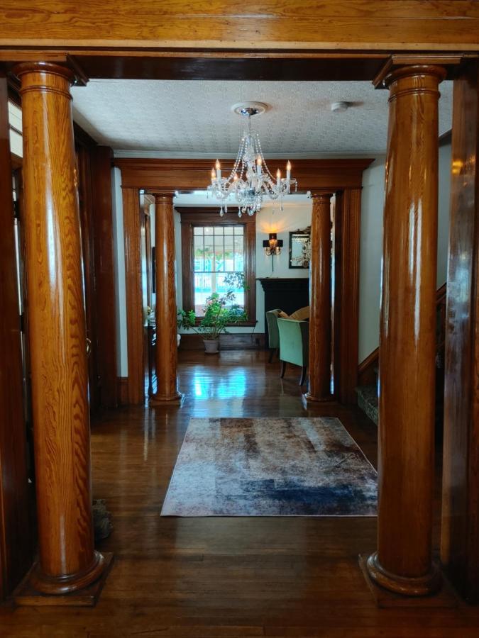Stonewater Manor B&B Gananoque Εξωτερικό φωτογραφία