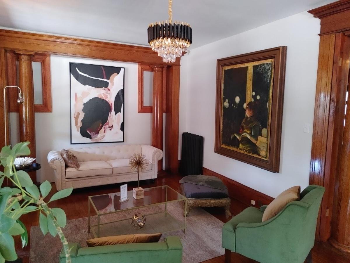 Stonewater Manor B&B Gananoque Εξωτερικό φωτογραφία
