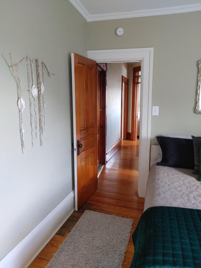 Stonewater Manor B&B Gananoque Εξωτερικό φωτογραφία